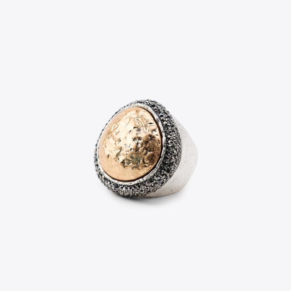 NWT Zara Crystals Texture Maxi Ring
